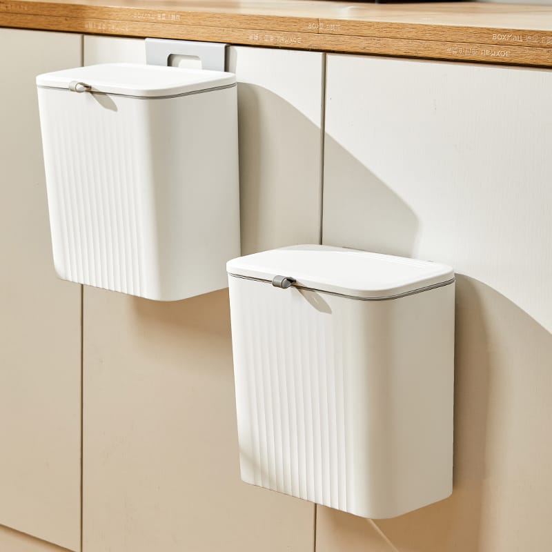 Wall-Mounted Hanging Trash Can (Set of 2)